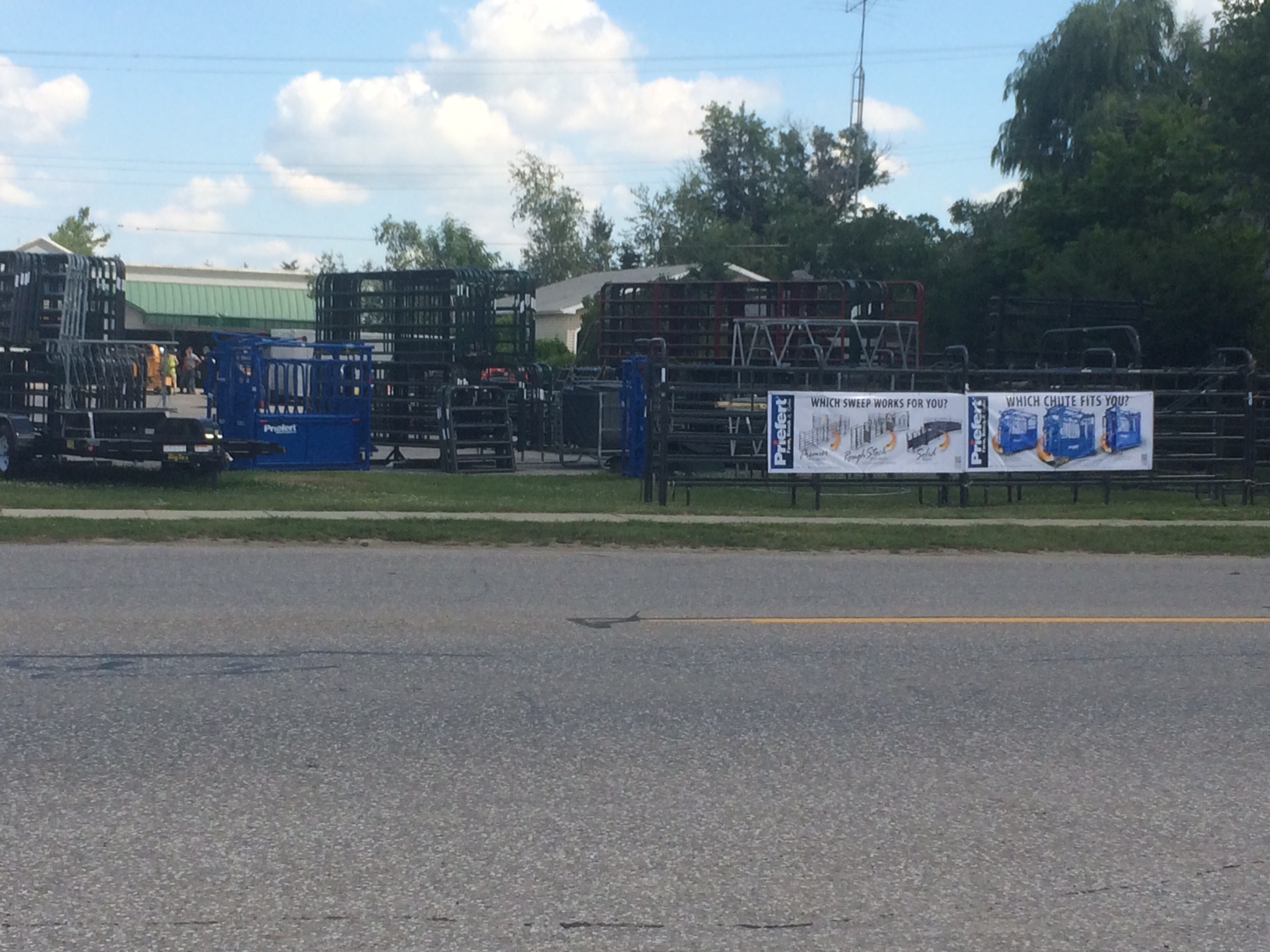 Mixed Outdoor Display 1.jpg